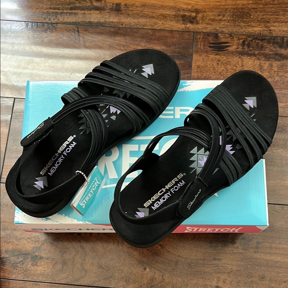 NWT Skechers Memory Foam Sandals